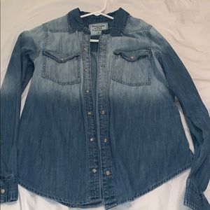 Light/dark wash denim jean jacket